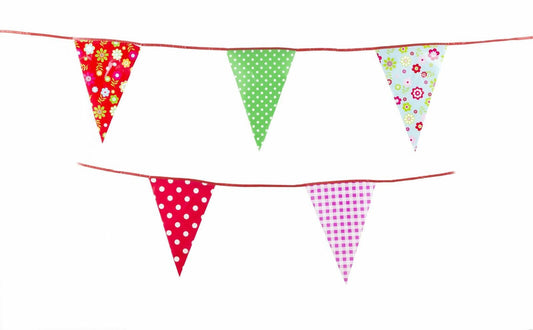 C1007 Red and Multicoloured Shabby Chic Vintage Print Bunting 10m with 20 Pennants