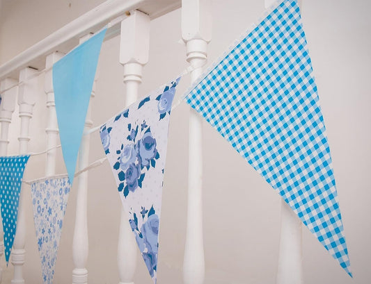 JA004 Blue Vintage Print Bunting 10m with 20 Pennants